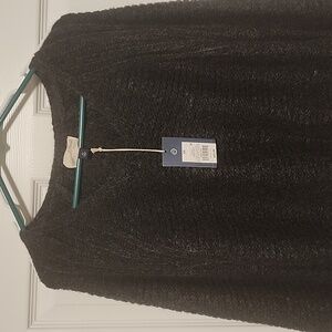 Universal Threads Charcoal sweater NWT